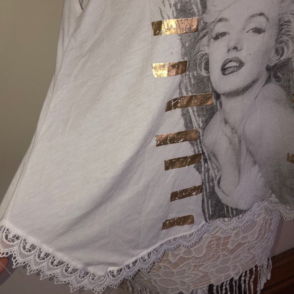 White Top - Picture 3 of 5